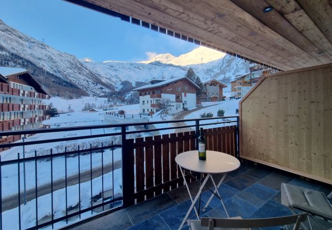 Apartment in Saas-Fee - Berghof 2. OG Apartment in Saas-Fee - Berghof 2. OG