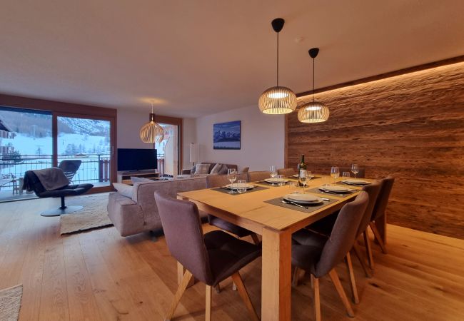 Apartment in Saas-Fee - Berghof 2. OG Apartment in Saas-Fee - Berghof 2. OG