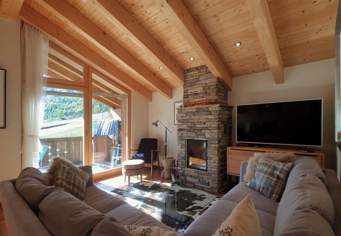 Apartment in Saas-Fee - Aramis Dachwohnung 5. OG Apartment in Saas-Fee - Aramis Dachwohnung 5. OG