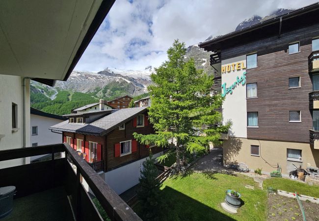 Apartment in Saas-Fee - Cresta 3. OG Apartment in Saas-Fee - Cresta 3. OG