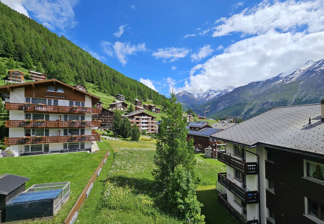 Apartment in Saas-Fee - Cresta 3. OG Apartment in Saas-Fee - Cresta 3. OG