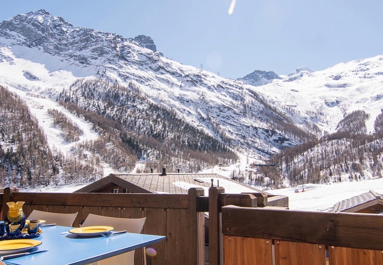 Apartment in Saas-Fee - Aramis Dachwohnung 4. OG Apartment in Saas-Fee - Aramis Dachwohnung 4. OG