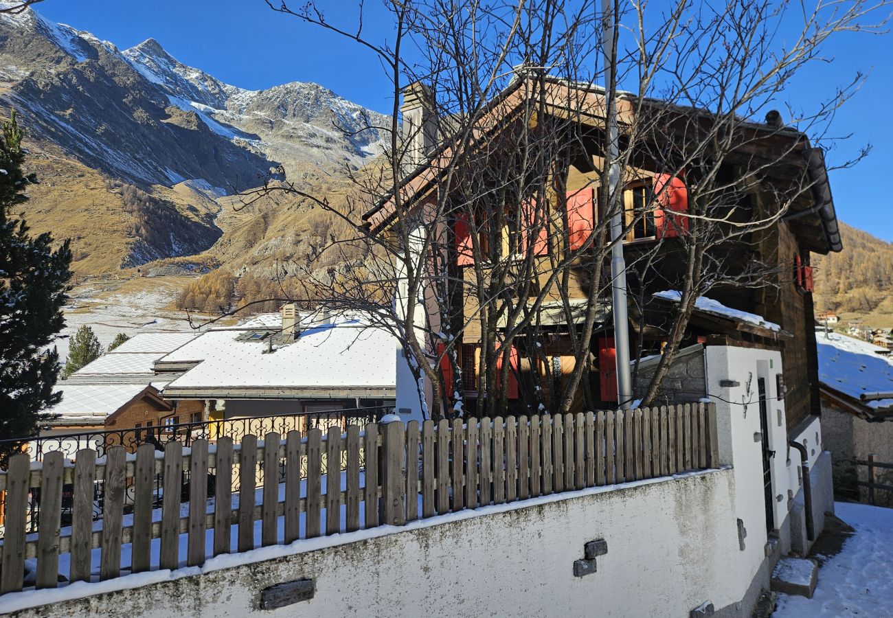 Chalet in Saas-Fee - Le Camée Chalet in Saas-Fee - Le Camée