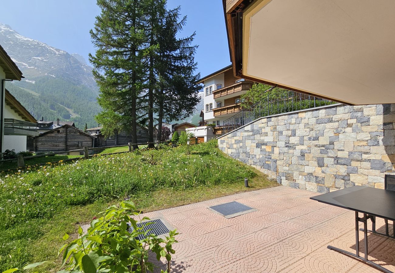 Apartment in Saas-Fee - Chateau EG Apartment in Saas-Fee - Chateau EG