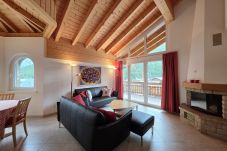 Apartment in Saas-Fee - Chateau B33