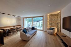 Apartment in Saas-Fee - DuGlacier B3