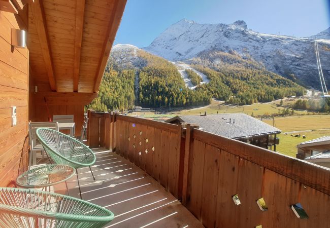 Ferienwohnung in Saas-Fee - Aramis Dachwohnung 5. OG Ferienwohnung in Saas-Fee - Aramis Dachwohnung 5. OG