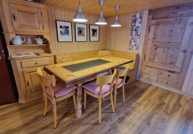 Ferienwohnung in Saas-Fee - Hannig Ferienwohnung in Saas-Fee - Hannig