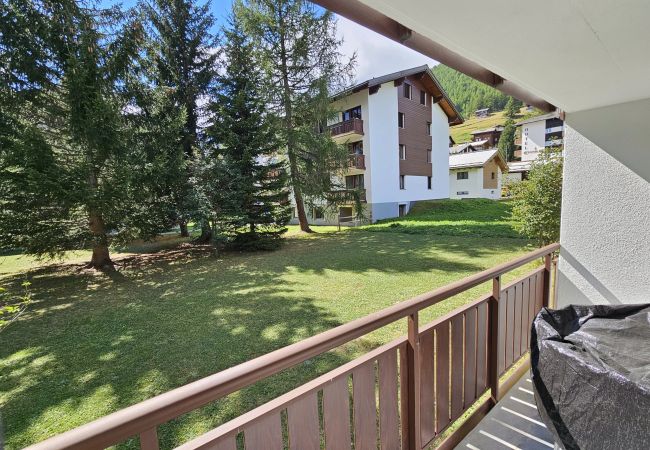 Ferienwohnung in Saas-Fee - Vallesia  EG Ost Ferienwohnung in Saas-Fee - Vallesia  EG Ost