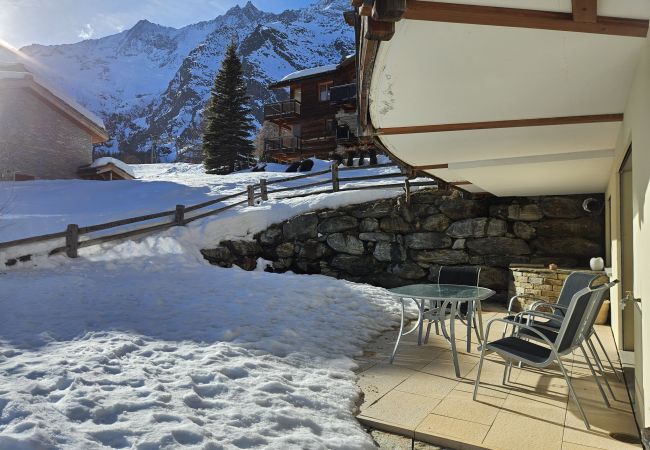 Ferienwohnung in Saas-Fee - Aramis Erdgeschoss Ferienwohnung in Saas-Fee - Aramis Erdgeschoss